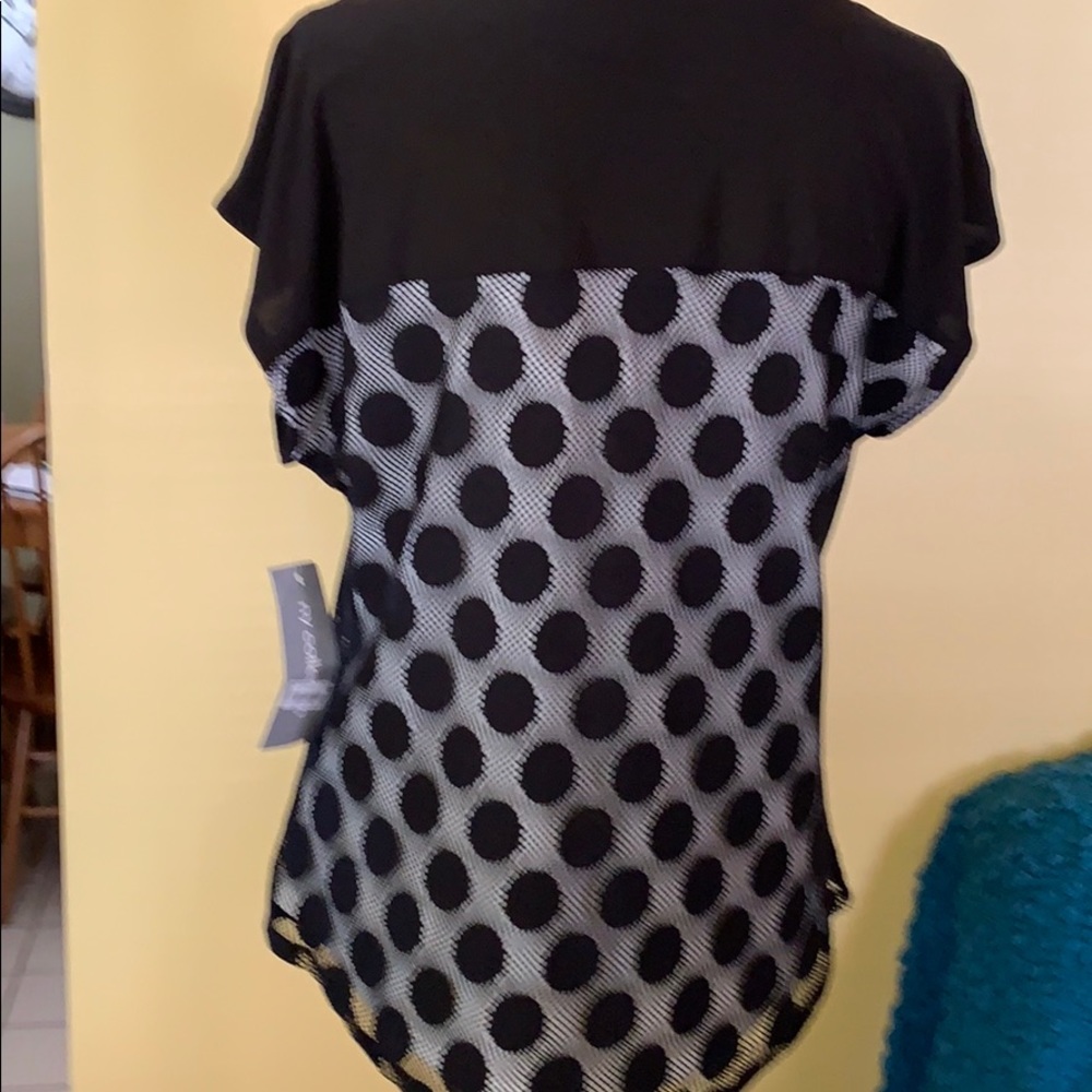 Layered Blouse - Picture 2 of 3
